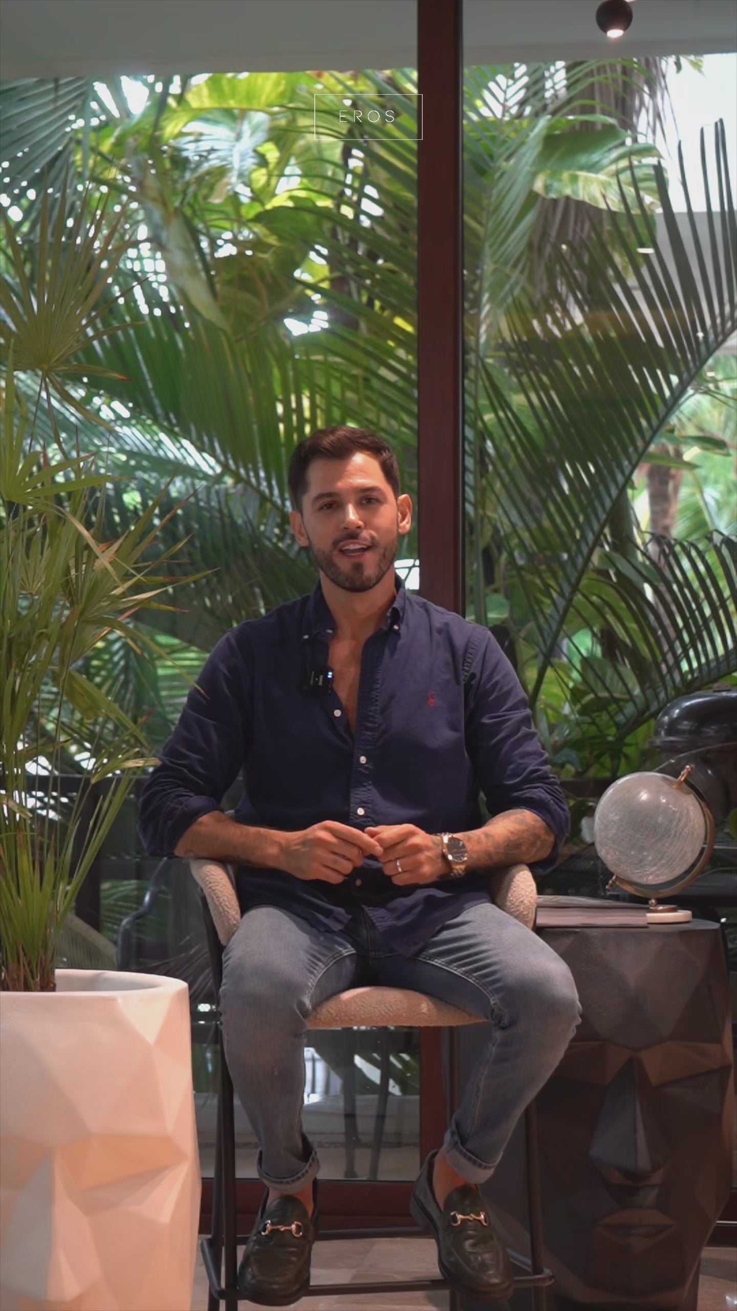Cargar video: 